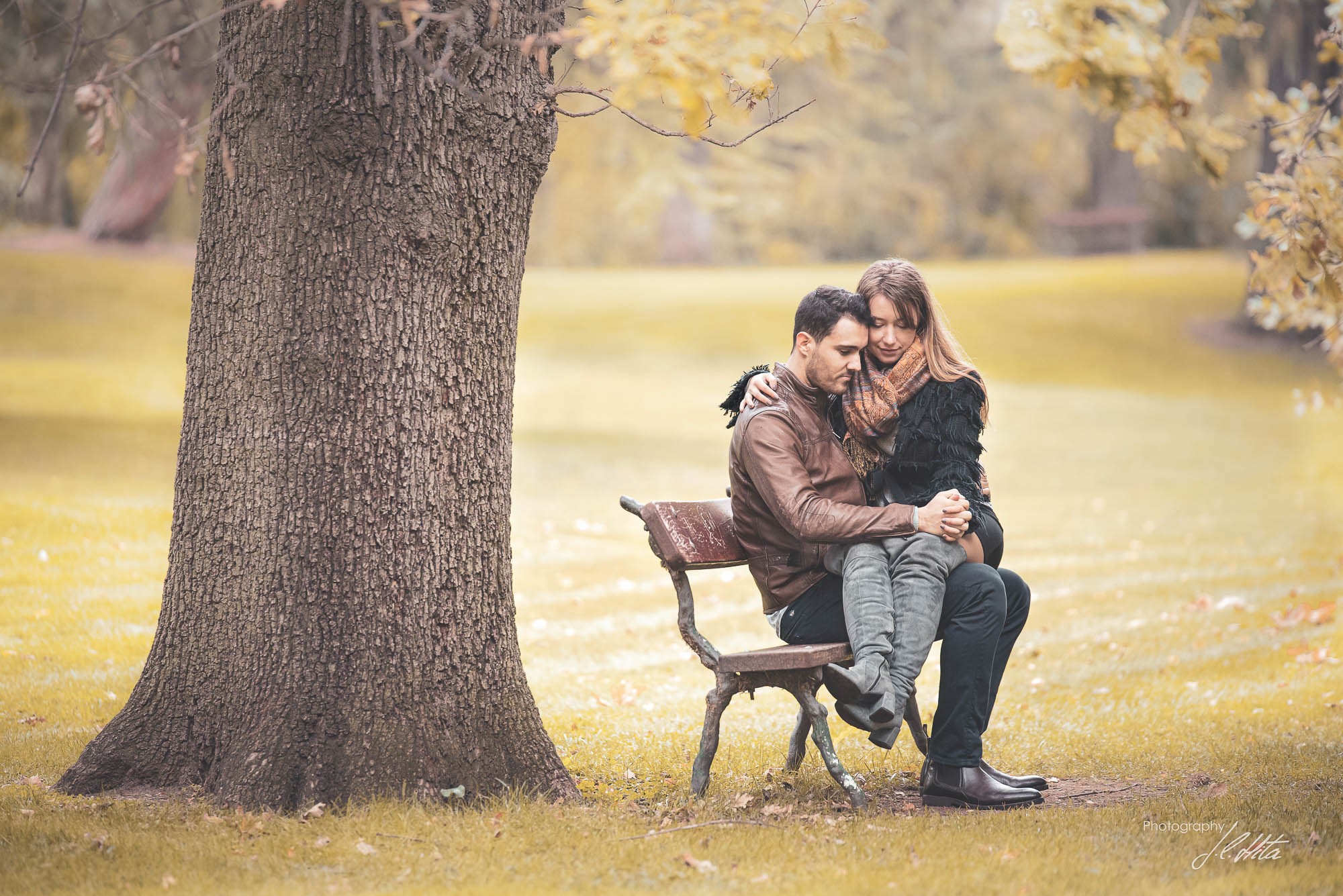 Sesión de pareja en el banco