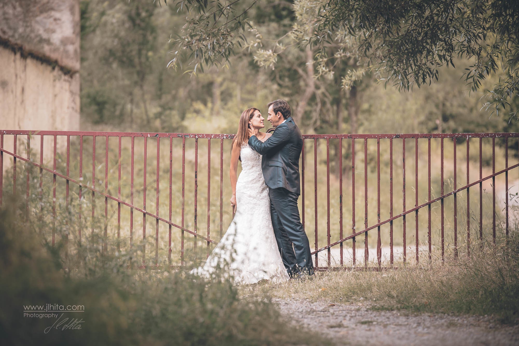 Boda en la entrada al bosque