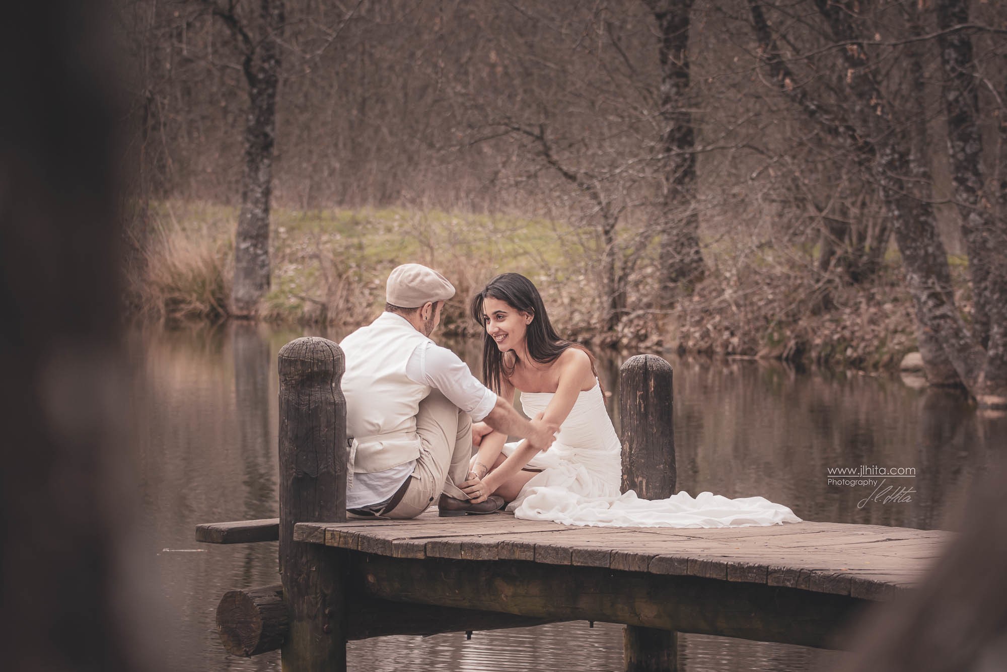 Embarcadero en el lago 
