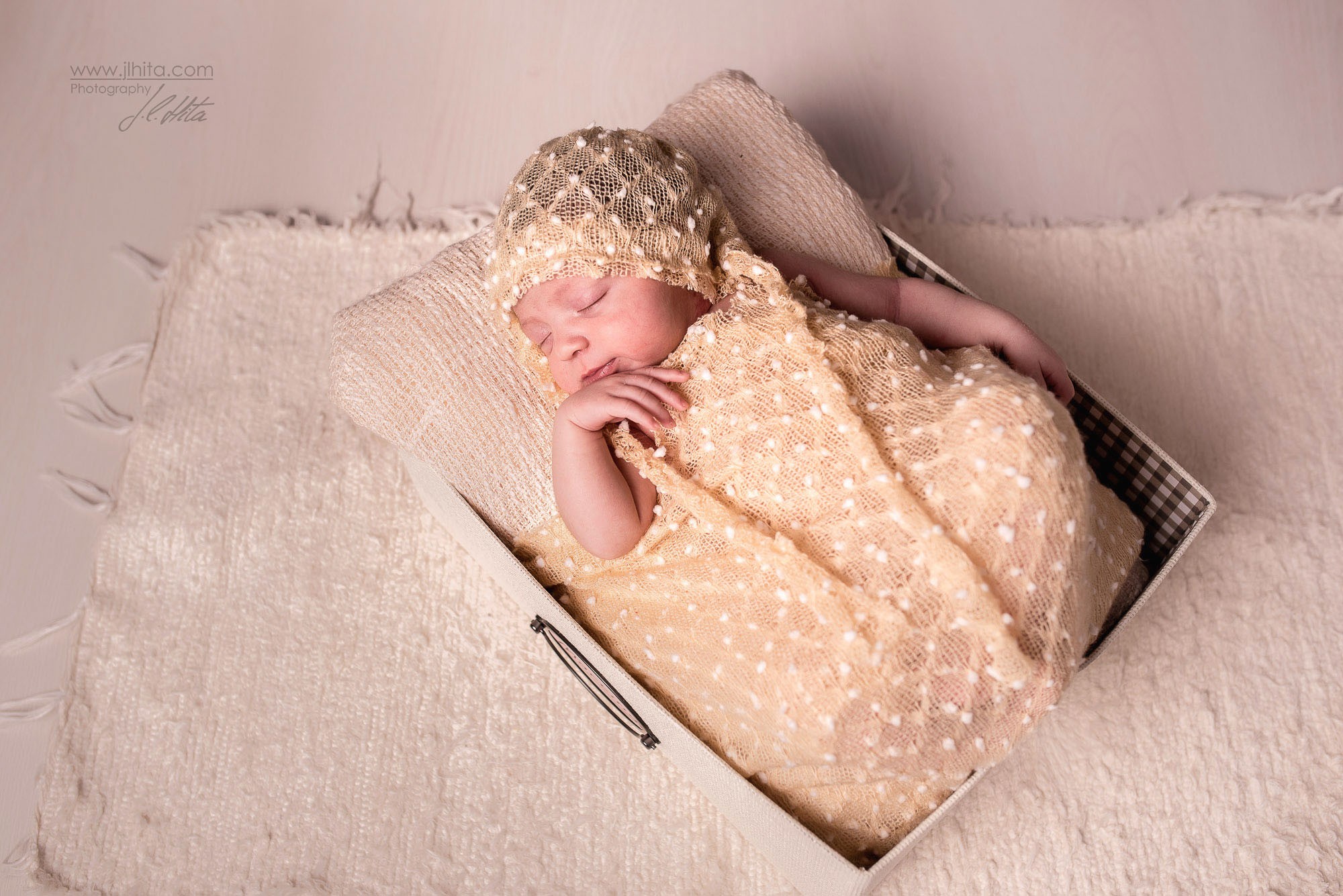 Sesión Recién Nacidos Amarillo