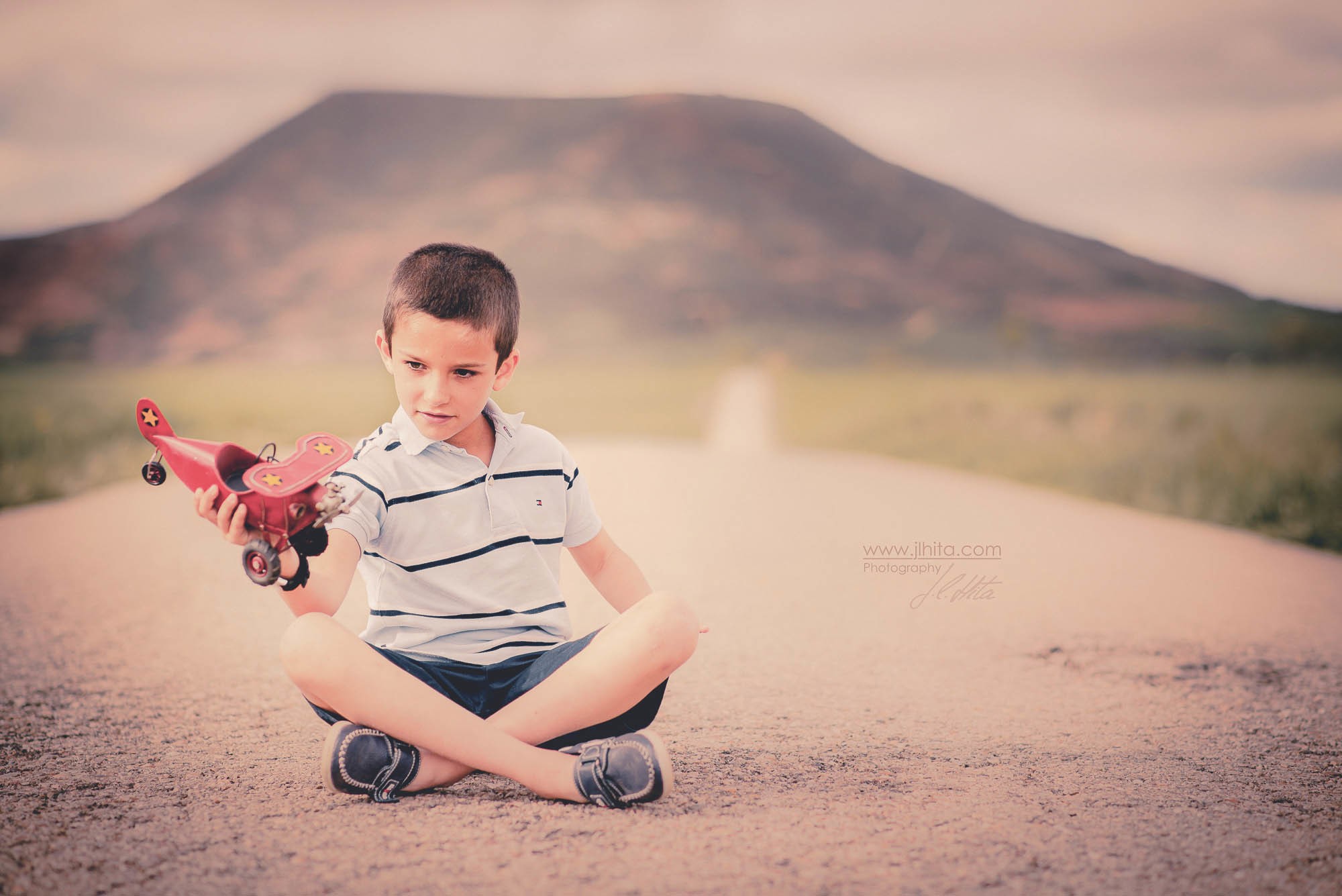 Alvaro Avión rojo montaña