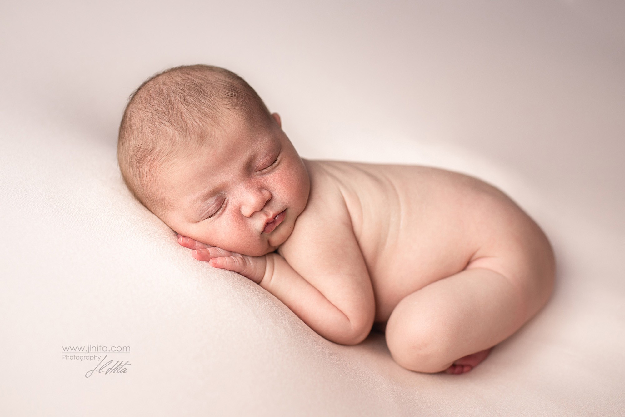 Sesión Newborn estudio fotográfico de Alovera