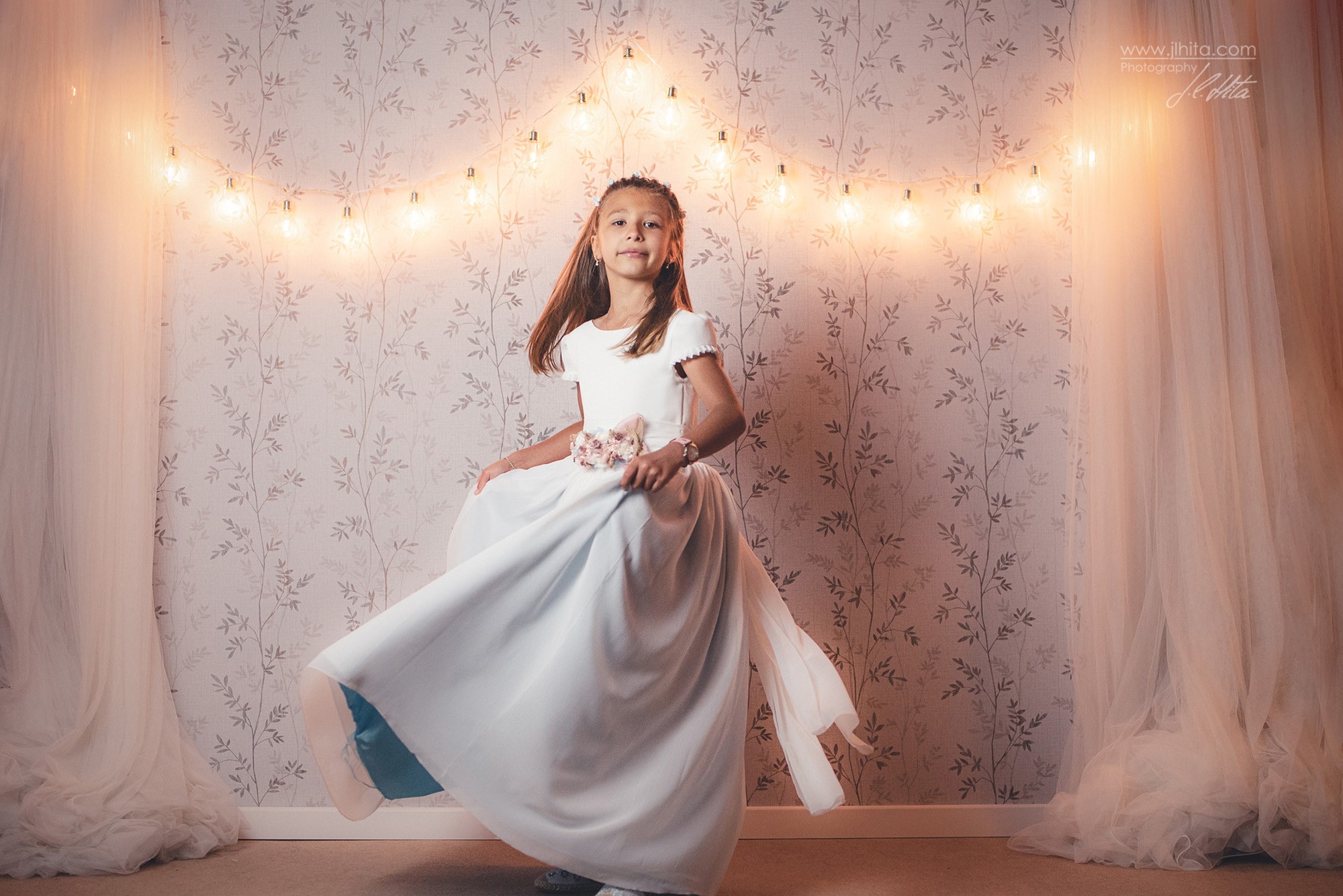 Fotografía de comunión de Paula estudio de Alovera